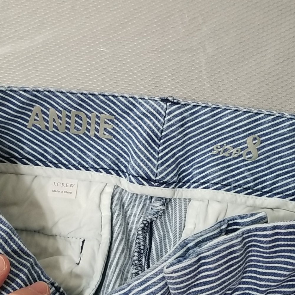 J. CREW SHORTS - Picture 7 of 11